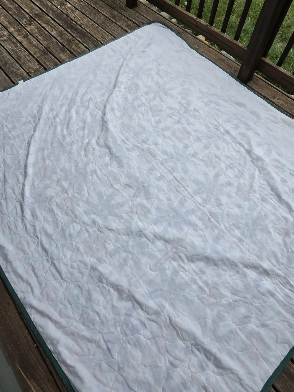 Vintage Springs Classic Floral Double Wedding Ring Manufactured Quilt Blue Pink